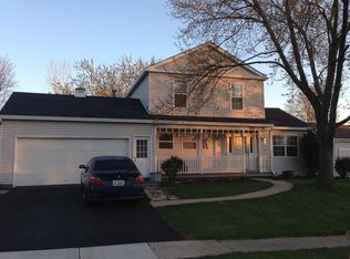 1342 Fairfield Ct, Naperville, IL 60565