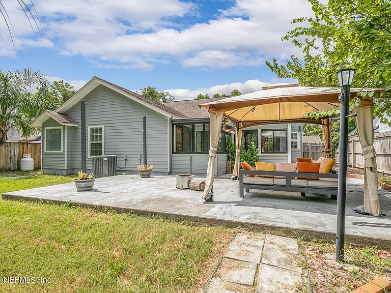 8621 Goodbys Trace Dr — Photo 42