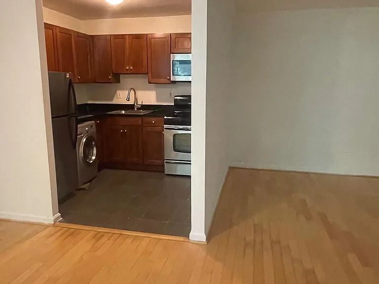 3107 Naylor Rd SE #301 — Photo 10