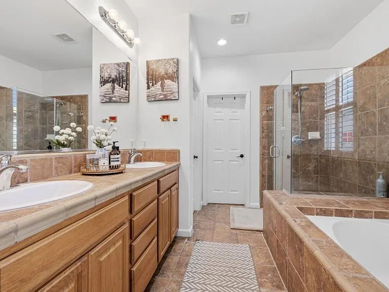 7238 Basking Ridge Ave — Photo 13