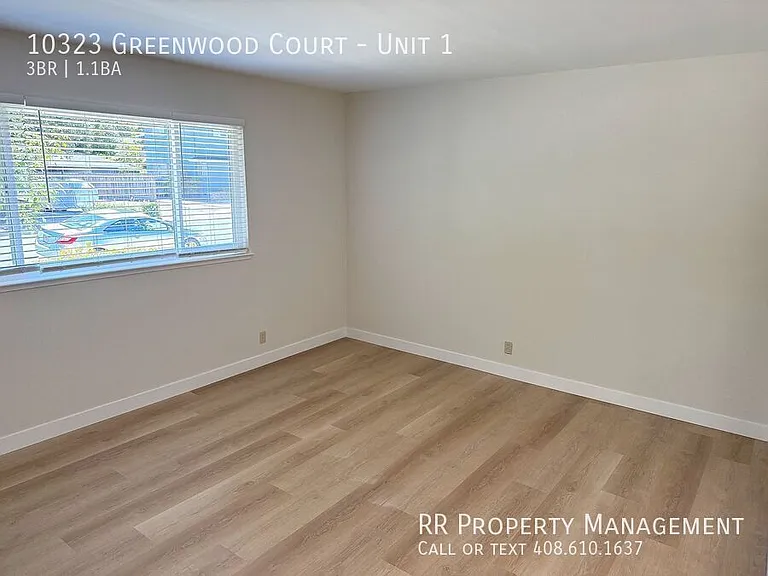 10323 Greenwood Ct #1 — Photo 10