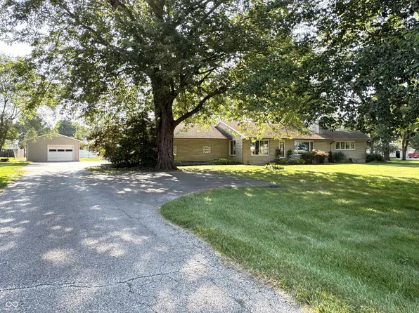 1202 S Washington St, Crawfordsville, IN 47933
