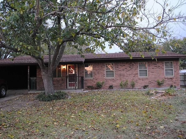 305 Highland Dr