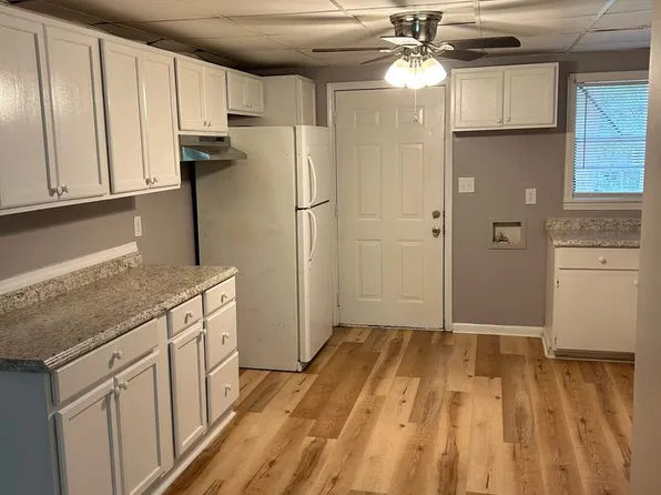 206 S.Charleston Street, 206 S Charleston St APT 6, Blacksburg, SC 29702