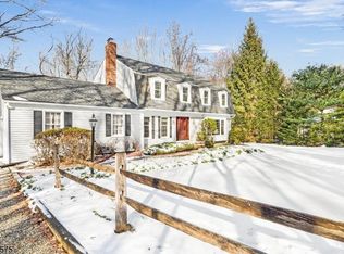 22 Wehrli Rd, Long Valley, NJ 07853