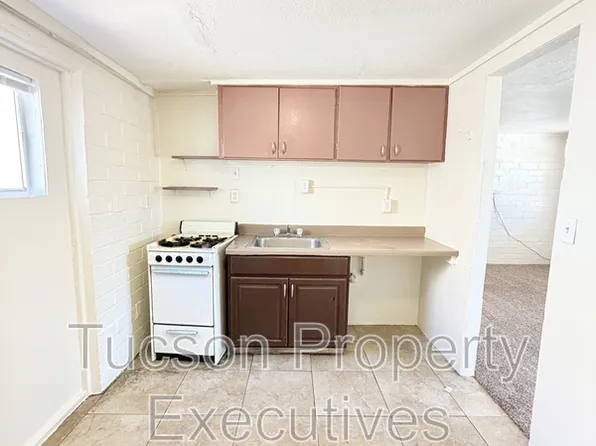 1951 E Benson Hwy, Tucson, AZ