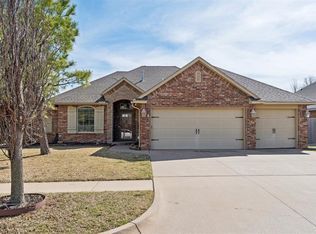 10608 NW 18th St, Yukon, OK 73099