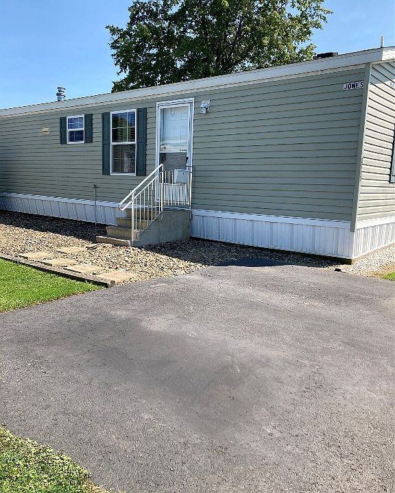 1st image of 2717 W Park Ln