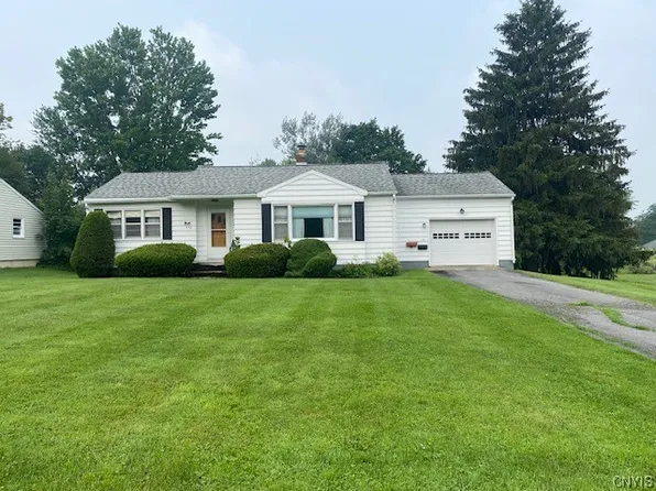 402 Delano Ave, Canastota, NY 13032