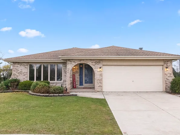 8429 Rob Roy Dr, Orland Park, IL 60462