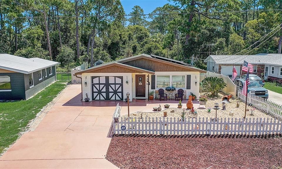 1st image of 298 POINCIANA AVENUE