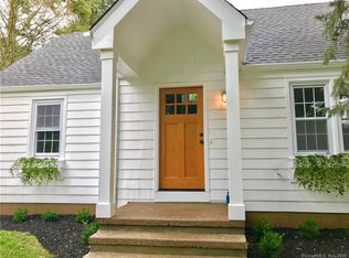 2530 N Benson Rd, Fairfield, CT 06824