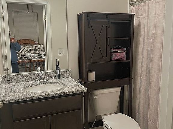 5th image of 1217 Warrens Way