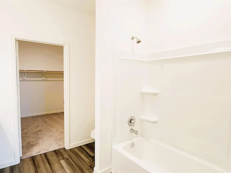 6335 Highland Trail Dr — Photo 8
