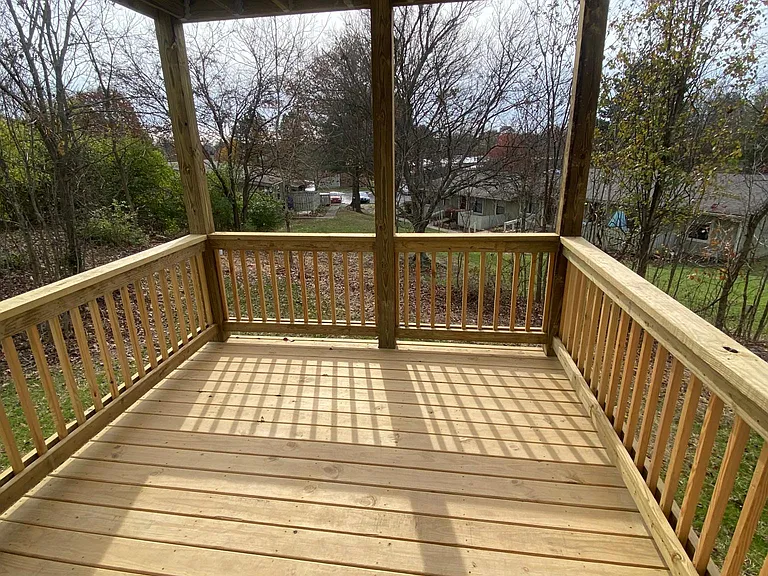 742 Ridgeview Dr — Photo 12