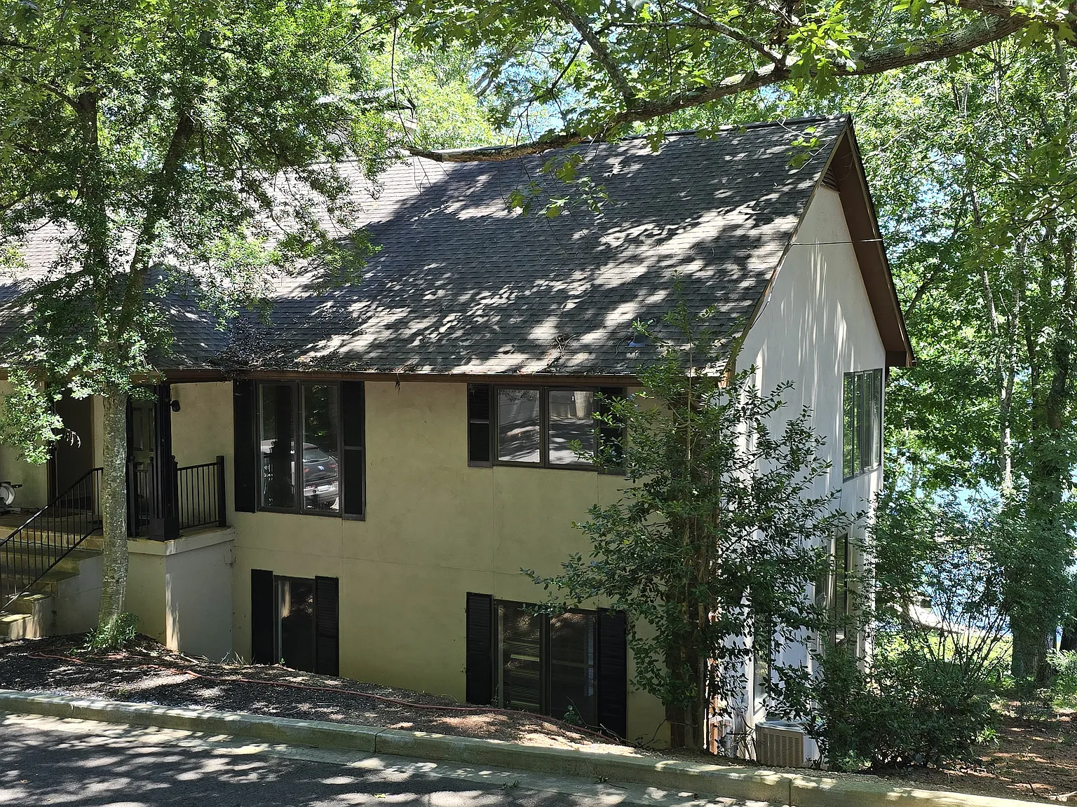 3 bed, 2.5 bath, 2000 sqft, $2,495 — Photo 4