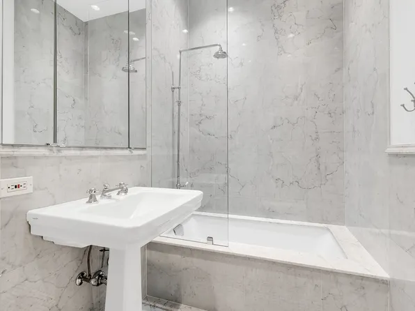 554 Broome Street image 12 of 13