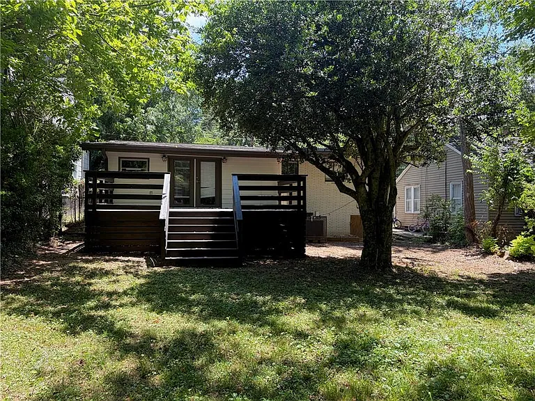 1847 Dorsey Ave — Photo 21