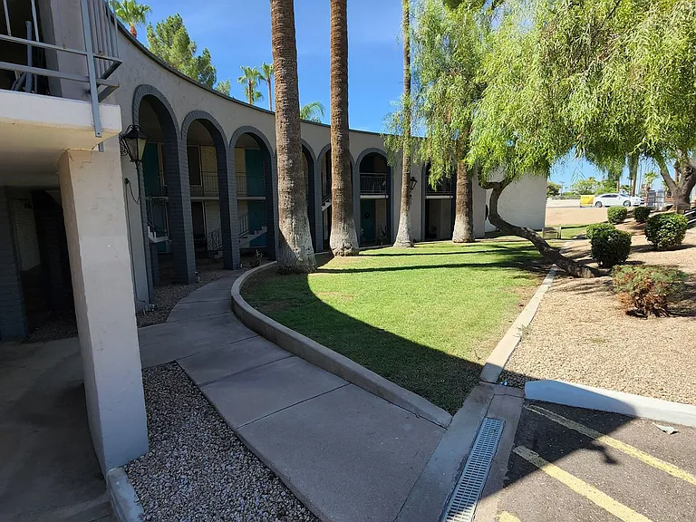 Scottsdale 5th Ave. Apartments — Photo 95