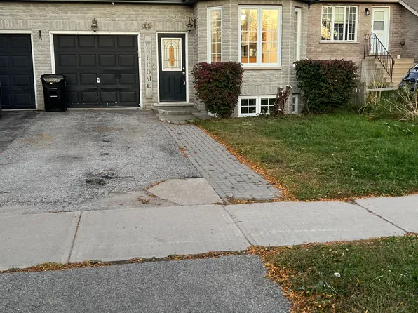 11 Violet St, Barrie, ON L4N 9N1