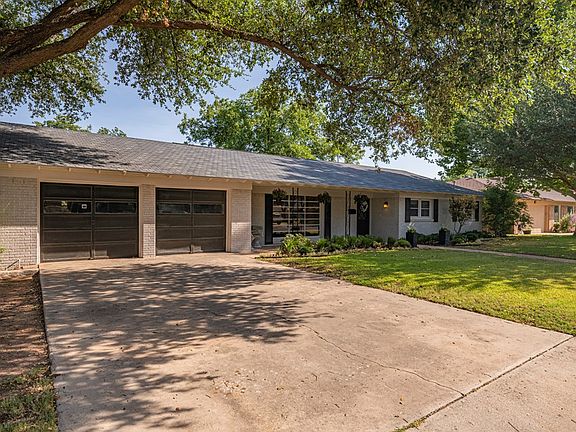 3rd image of 2516 Humble Ave