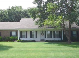 2289 Lakehall Rd, Lake Village, AR 71653