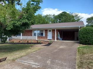 250 Cedarwood Dr, Batesville, AR 72501