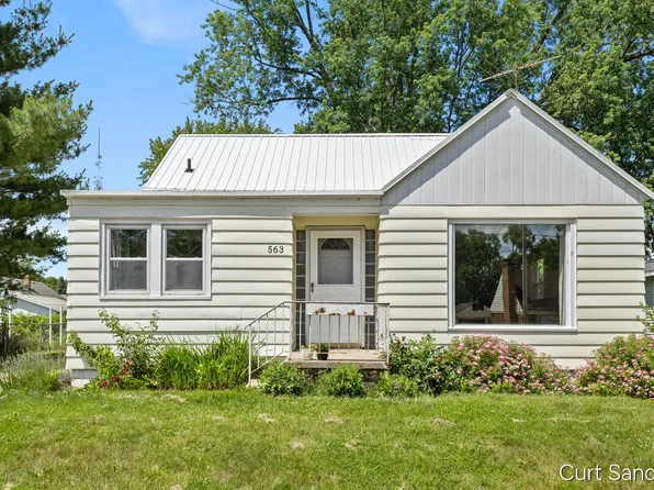 563 Ferris St NW, Grand Rapids, MI 49544