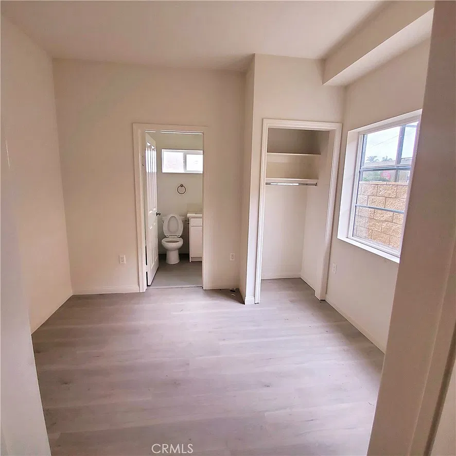 4 bed, 1421 sqft, $3,900 — Photo 2