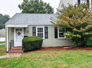 3 Gayfeather Ln #3, Glastonbury, CT 06033
