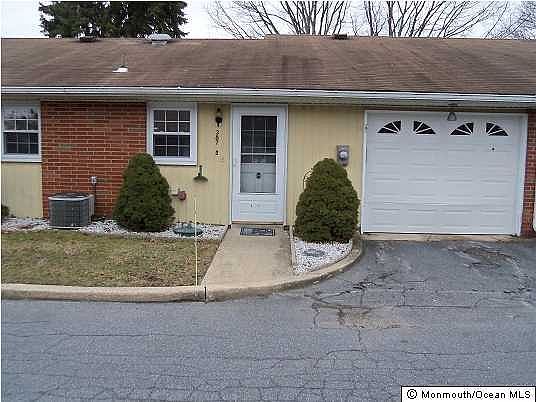1st image of 387 Chatham Court #D