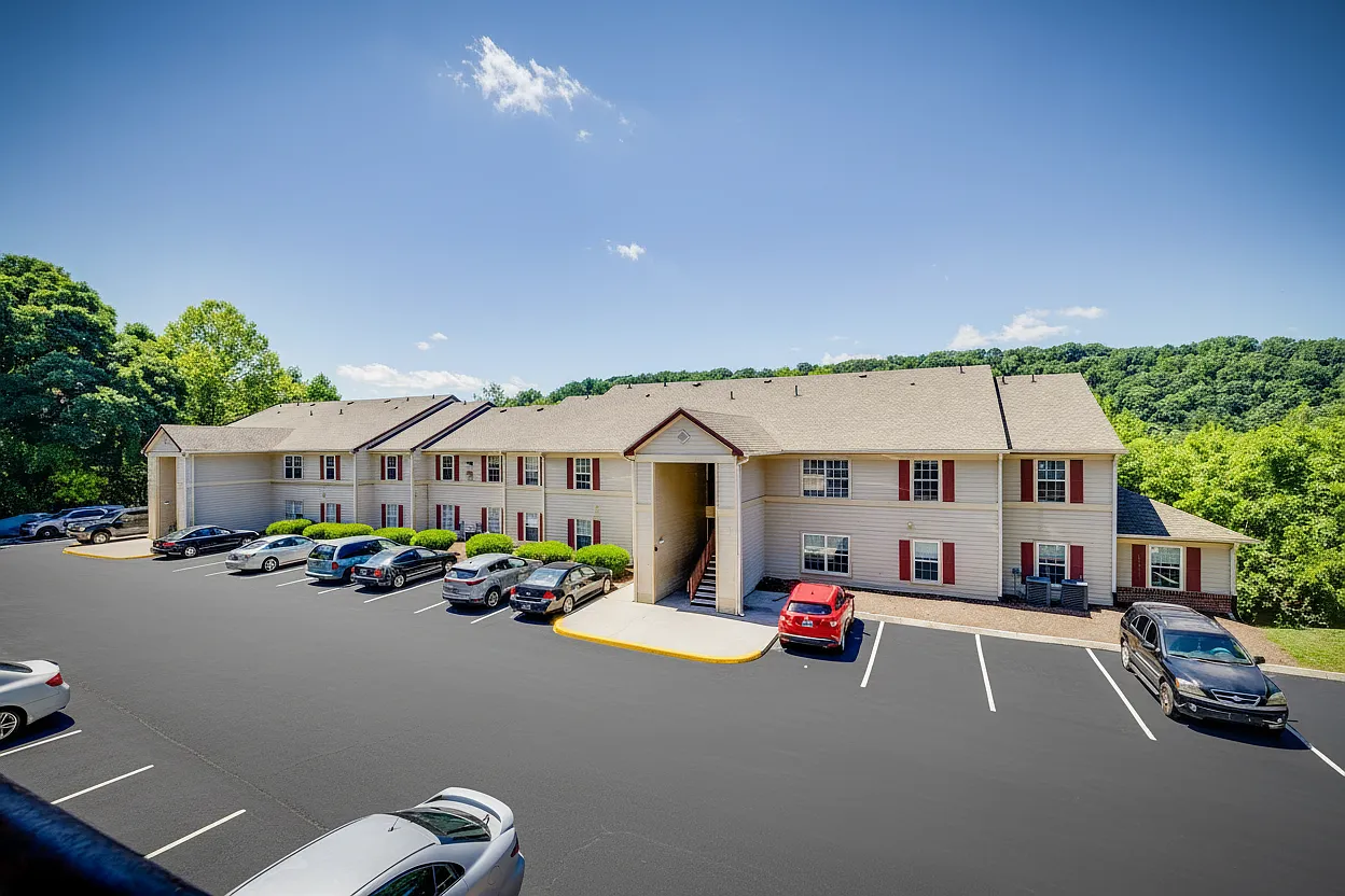 Hillside Place Apartments — Photo 1