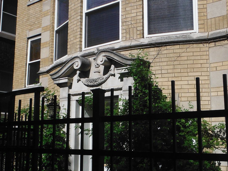 1st image of 7633 N Bosworth Ave #2N