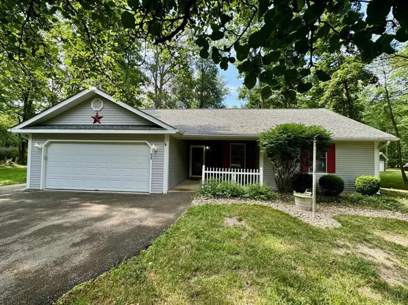 226 Waynoka Dr, Lake Waynoka, OH 45171
