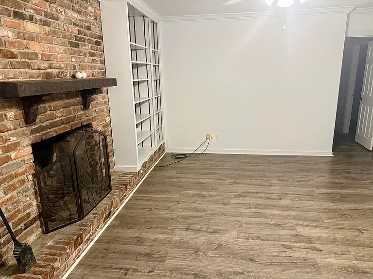 6328 Fox Chapel Dr — Photo 10