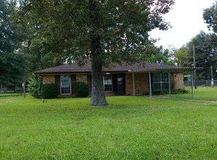 19448 Summer Ln, New Caney, TX 77357