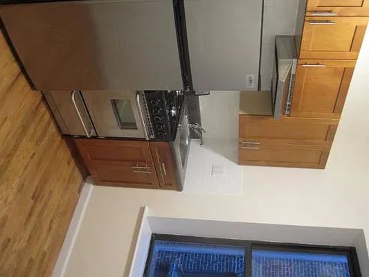 Rented by City & Suburban | media 41