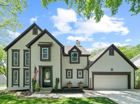 11408 S Hunter Dr, Olathe, KS 66061