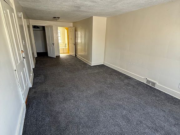 3rd image of 426 E Benton St #6