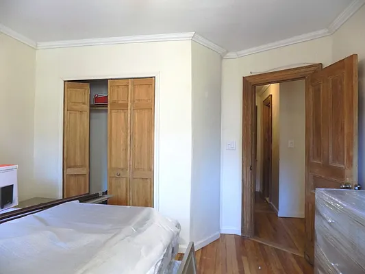 Rented by Blue Egg Realty Corp | media 9