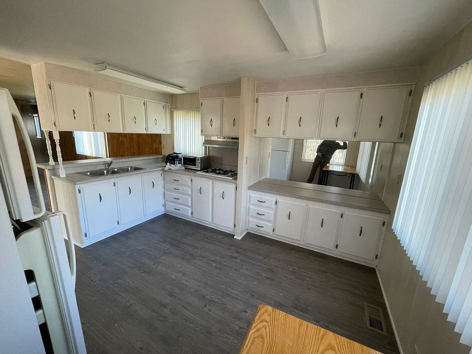 2 bed, 1200 sqft, $1,900 — Photo 2