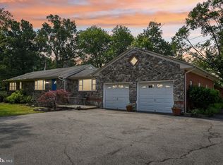 7065 Hawthorne Rd, La Plata, MD 20646