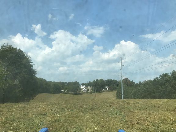 3rd image of 843 Spencer Pike