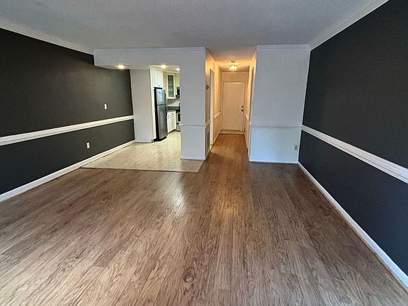 5th image of 1314 Linkhorn Cir