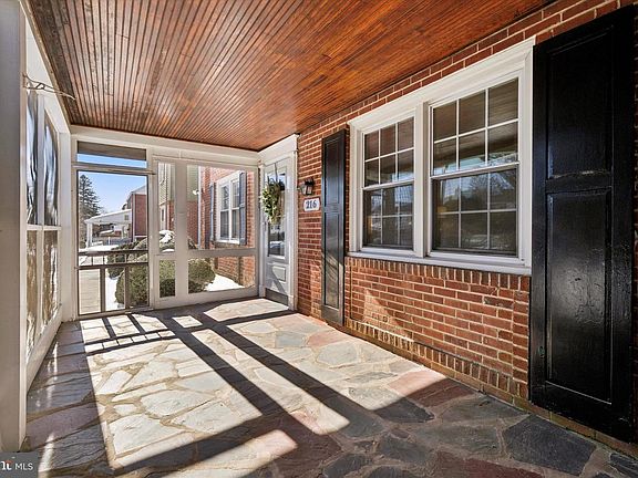 2nd image of 216 Brentwood Rd