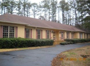 35 Lost Lake Rd, Carrollton, GA 30116