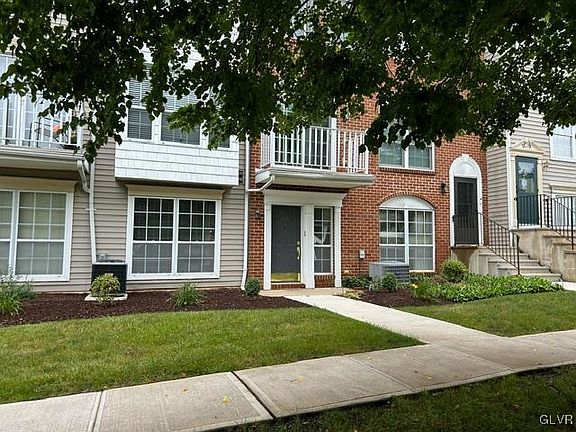 2nd image of 1973 Willings Ln