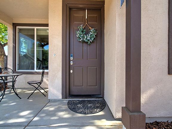 5th image of 1201 Valley Glen Dr