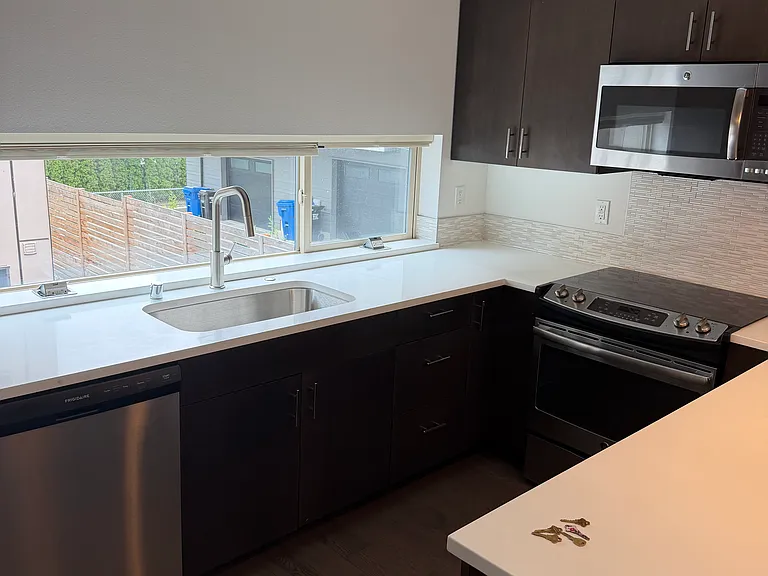2307 N 113th Pl — Photo 13