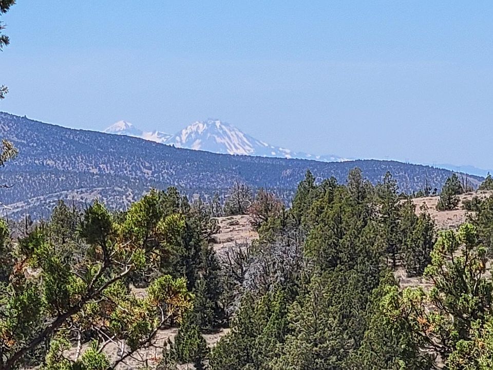 1st image of 1121 SE Happy Trails Ln